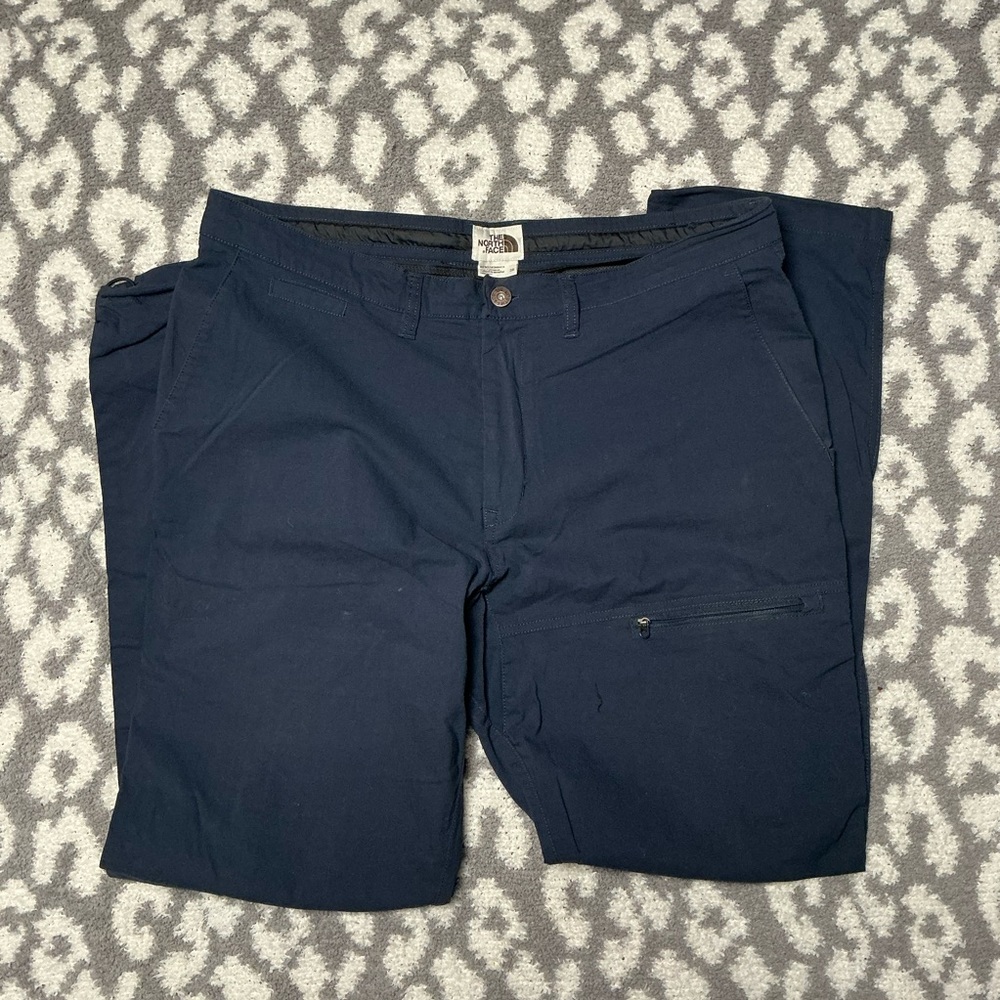 The North Face Men's Dark Blue Cargo Pants hiking 36x31